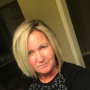 Meet your Posher, Niki